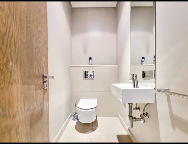 3 BEDROOM DUPLEX TO LET IN OAKLANDS